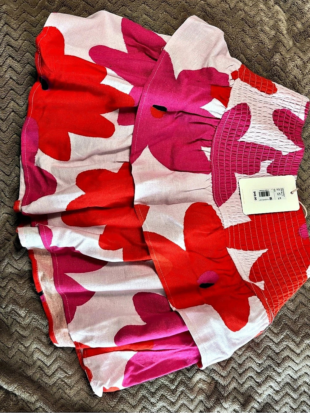 Abstract Mini Skirt in Pink & Red Size Large NWT